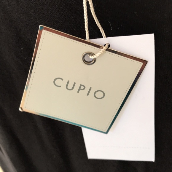 New! Cupio 3X black short sleeve top. - Picture 5 of 9